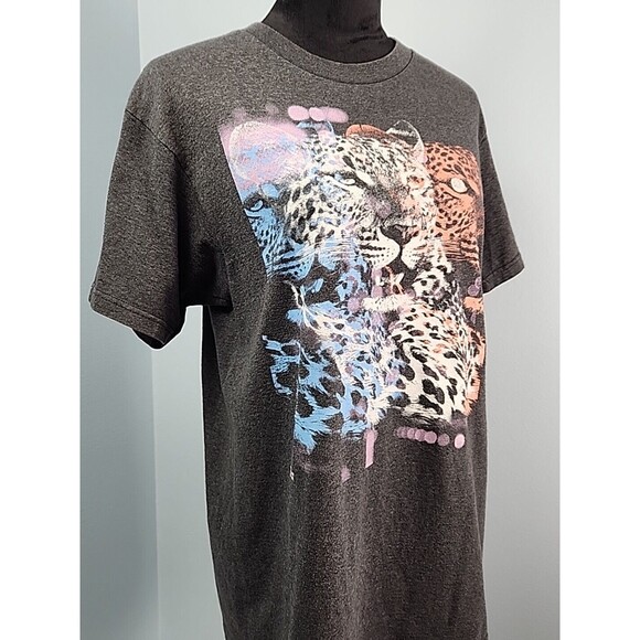 Neff Cheetah Big Cat T-Shirt Mens Medium Gray Short Sleeve retro wildcat - Picture 2 of 9